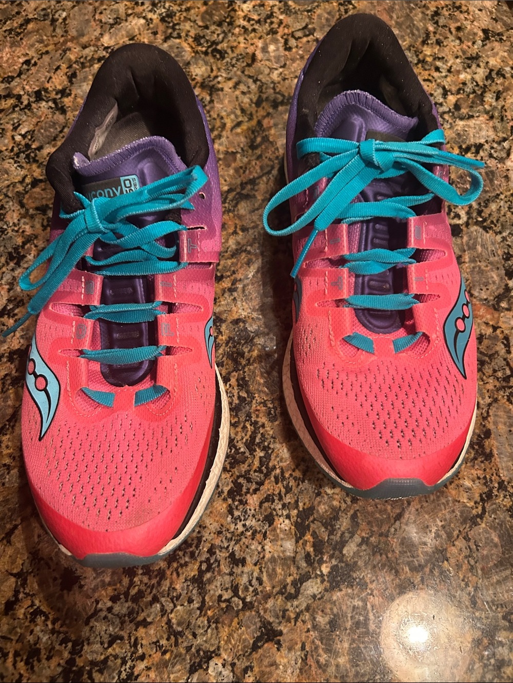Saucony Freedom ISO Running NWOT